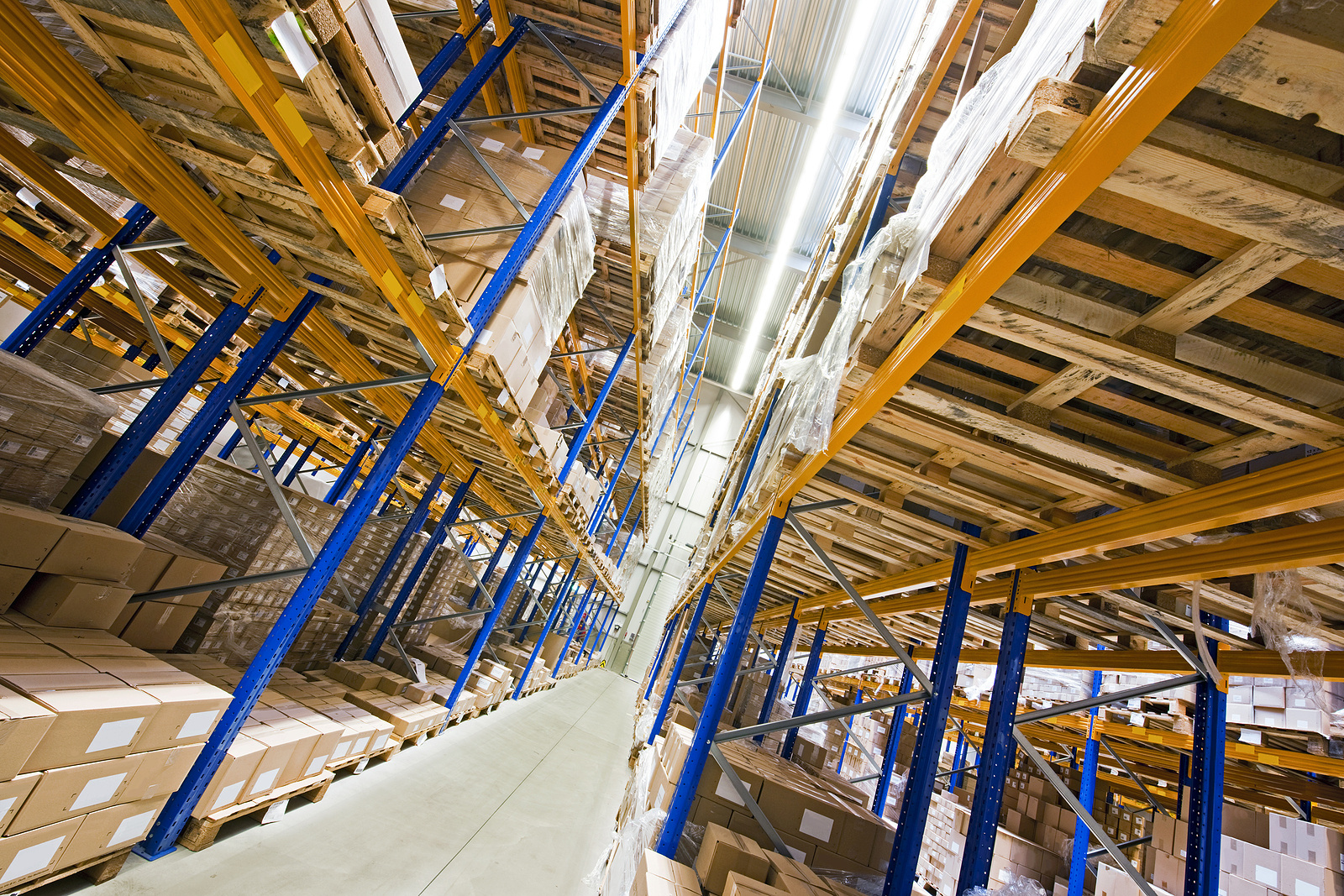outsourcing warehouse services